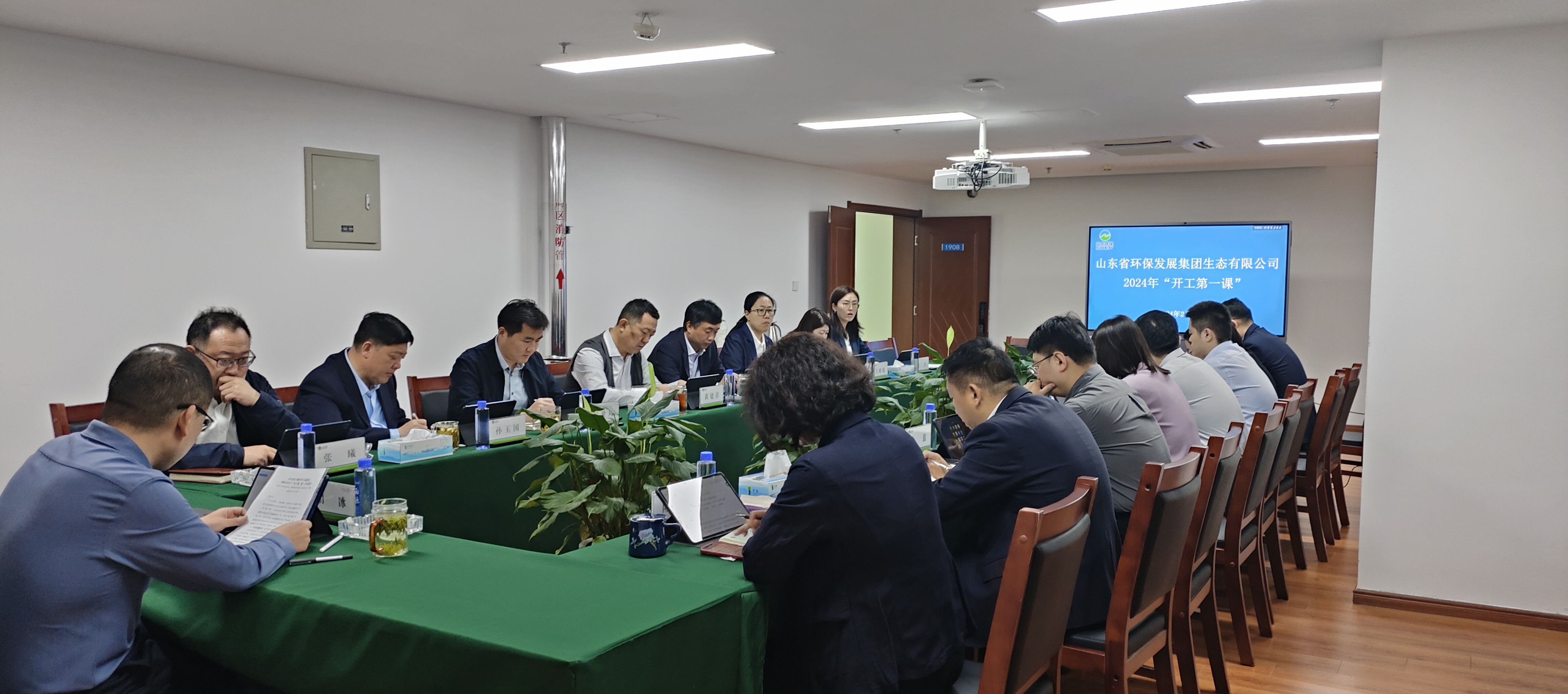 1708481049716661.jpg 5ccdc5da8abf27f89e97c66a7b79915.jpg